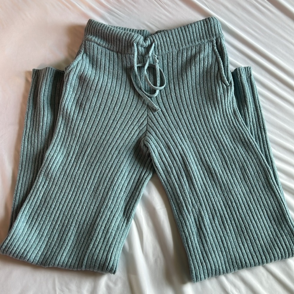Zara Ribbed Flare Pants